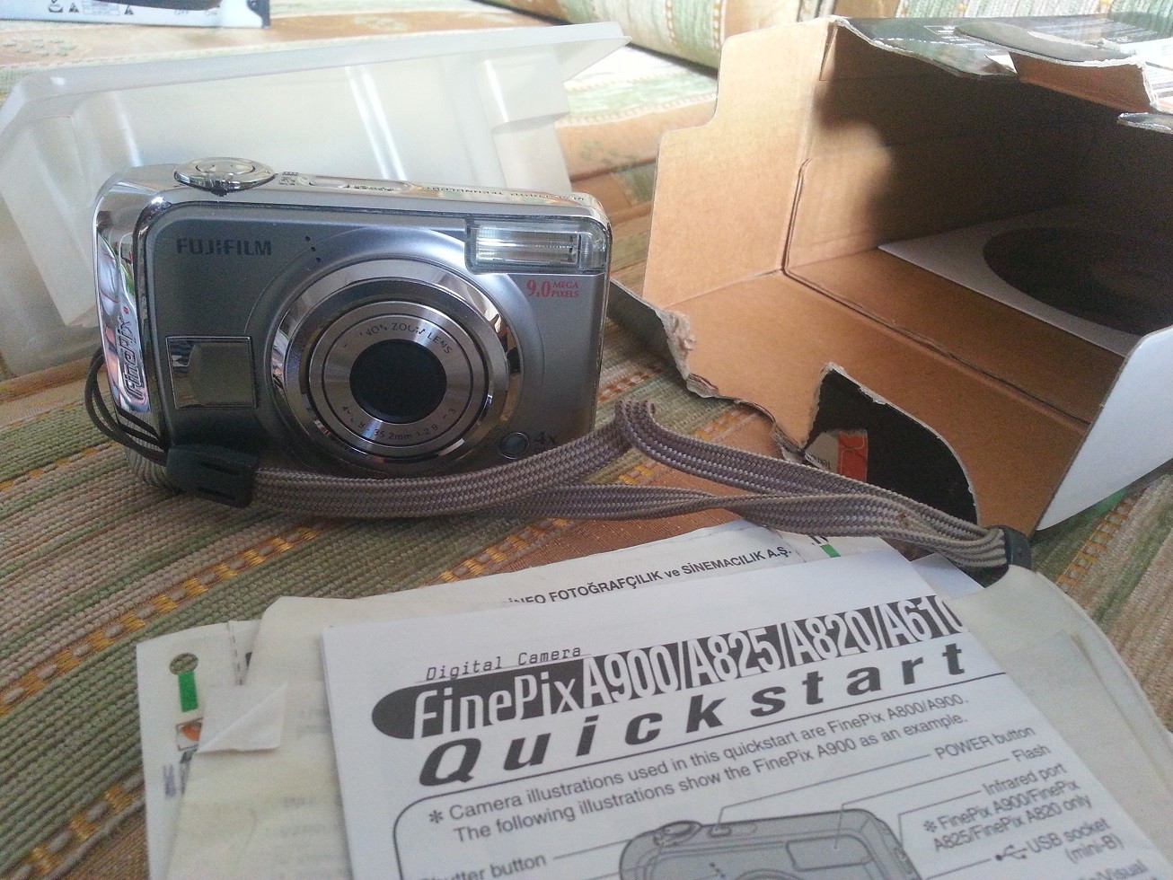 9 Megapixel Fujifilm Finepix A900 60 TL