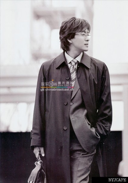 Bae Yong Joon Resim Albümü - Sayfa 3 1Gj8VG