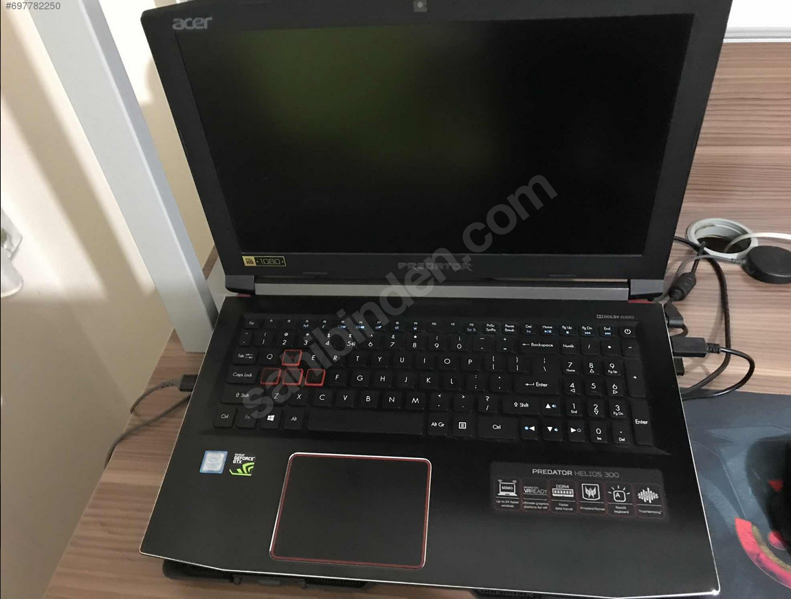 Acer Predator Helios 300 (GTX 1060, 16 RAM, i7-7700HQ)