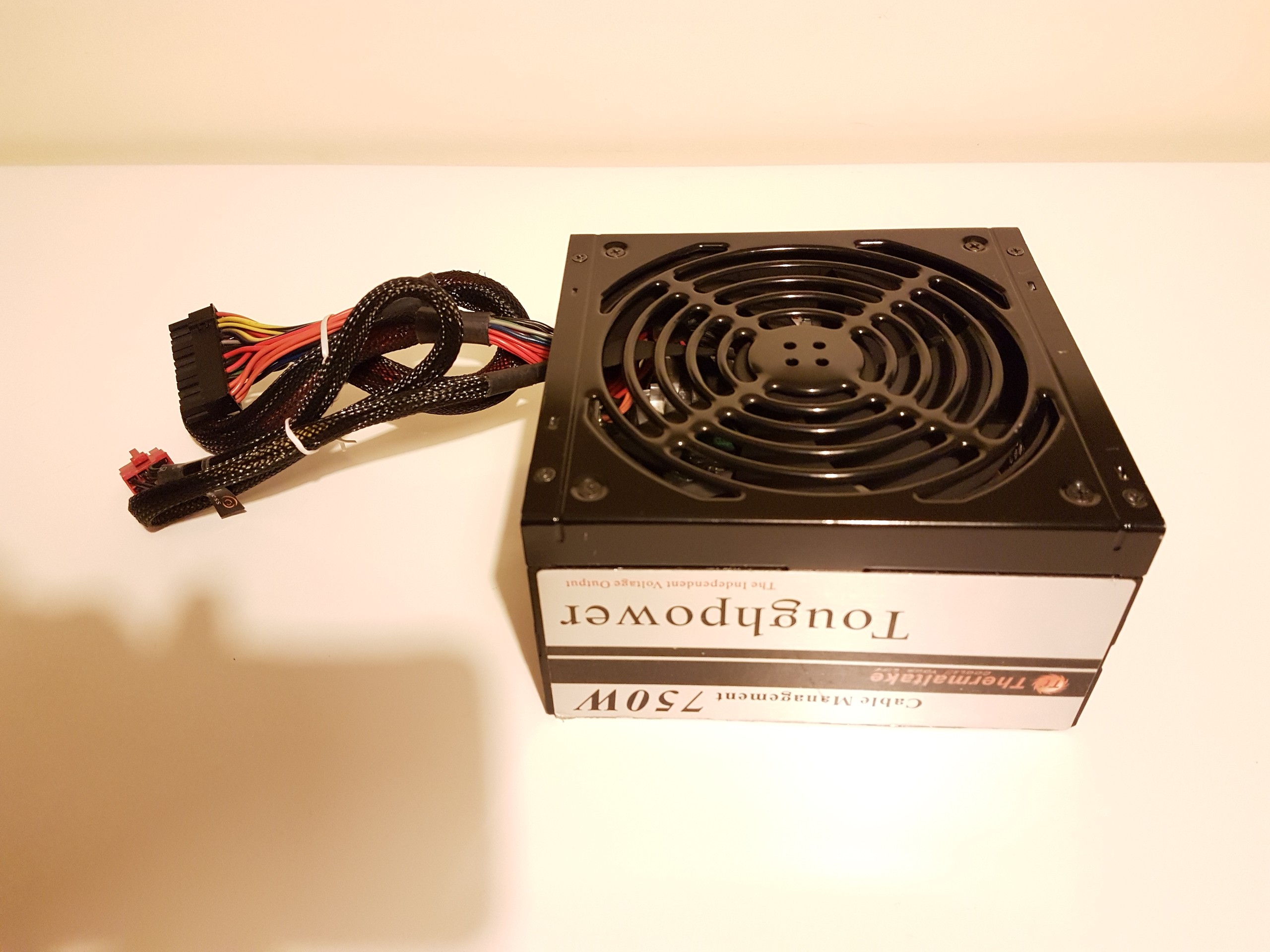 Thermaltake toughpower 750w w0116 схема