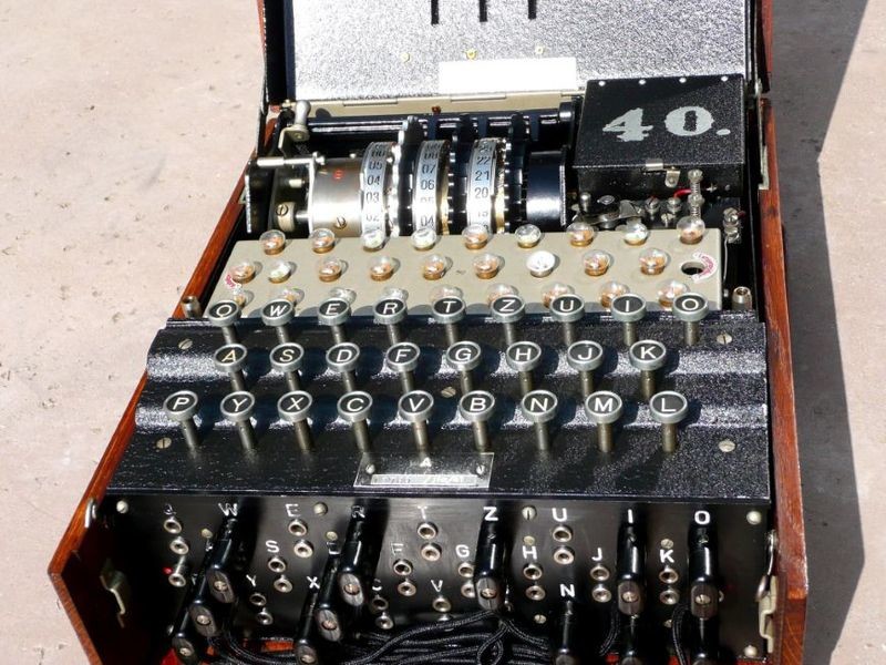 4AVMi7.jpg