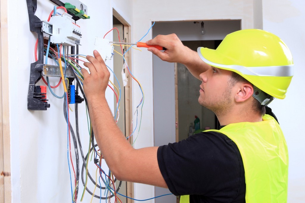 #Six Symptoms of Faulty Wiring-Induced Electrical Issues