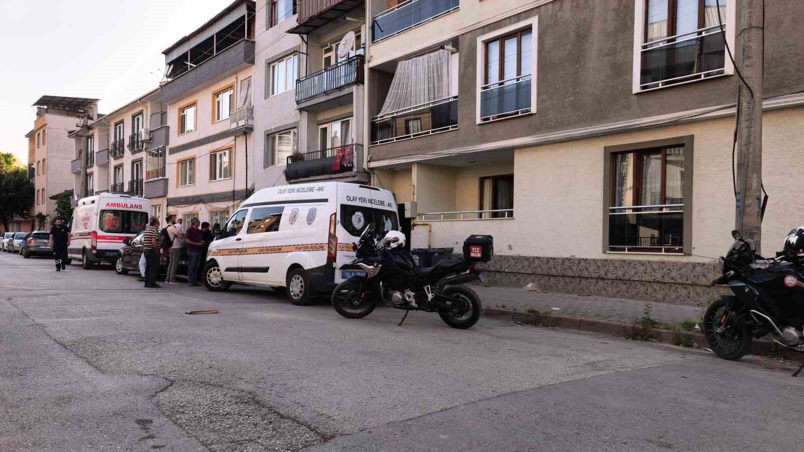 İnegöl'de Yaşlı Kadın Evinde Hayatını Kaybetti