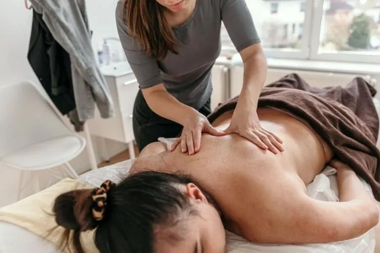 Döşemealtı Masaj Salonu
