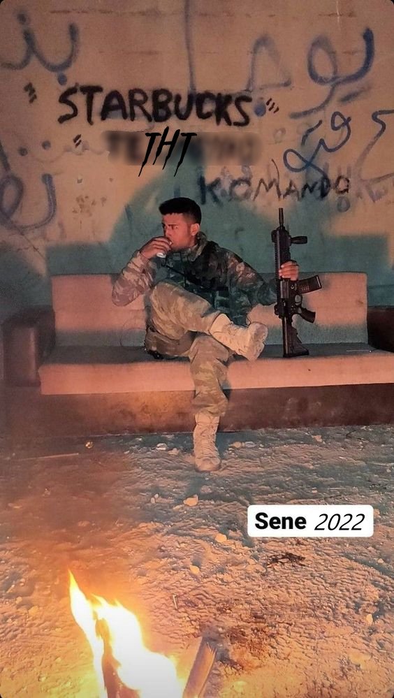 7z9hxsq.jpg