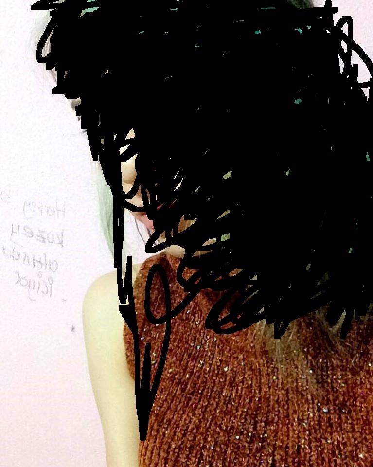 V0qP3y.jpg