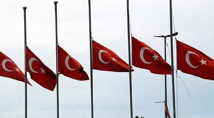 İstanbul'daki Alçak terör saldırısında Şehit Olan Kahramanlarımıza Allah'tan Rahmet, Yaralılara Acil Şifalar dileriz...