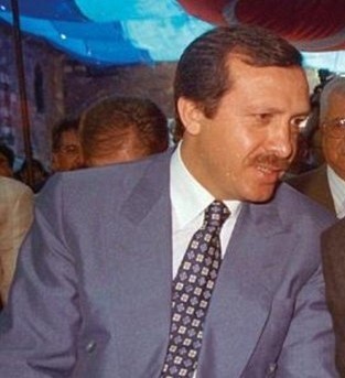 YOZaPk.jpg