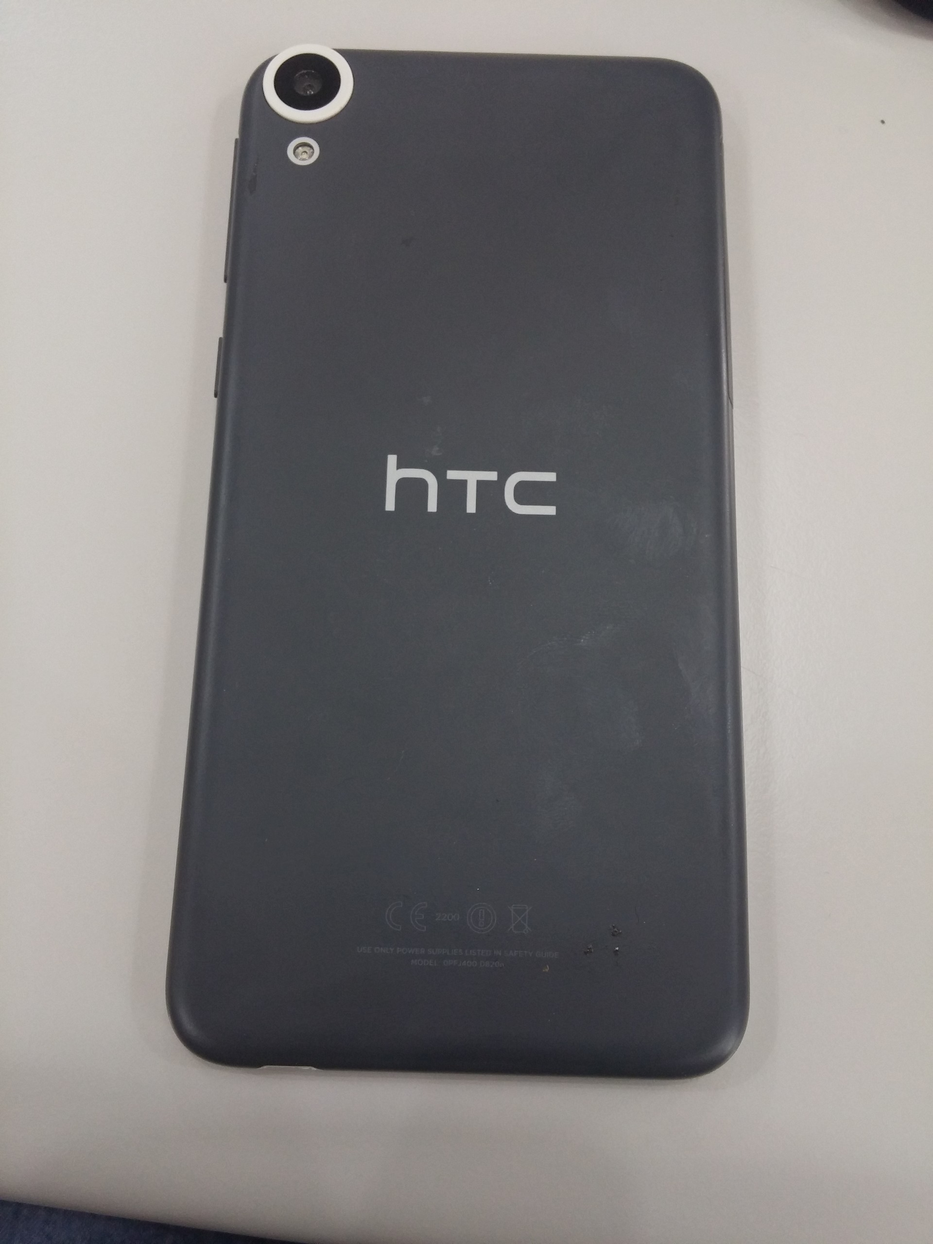 HTC 820 (Dokunmatik değişimi gerekebilir)