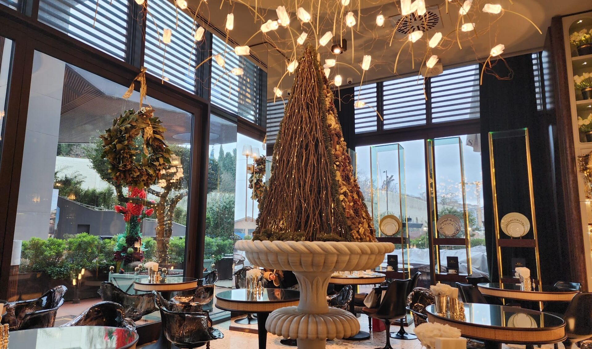 Halcyon Days İstanbul Tea Room İçerisi