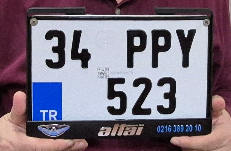c9ljr2c.jpg