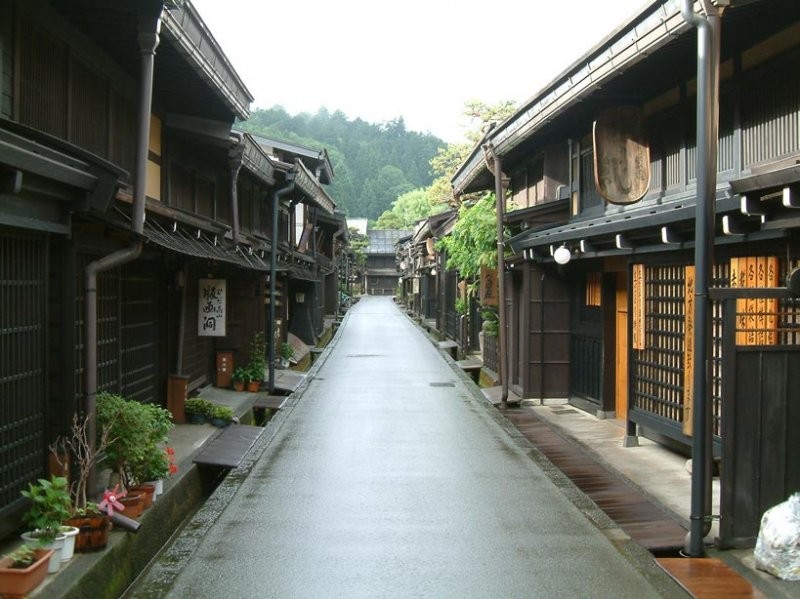 Az eya ile dekor edilmi Japon evleri