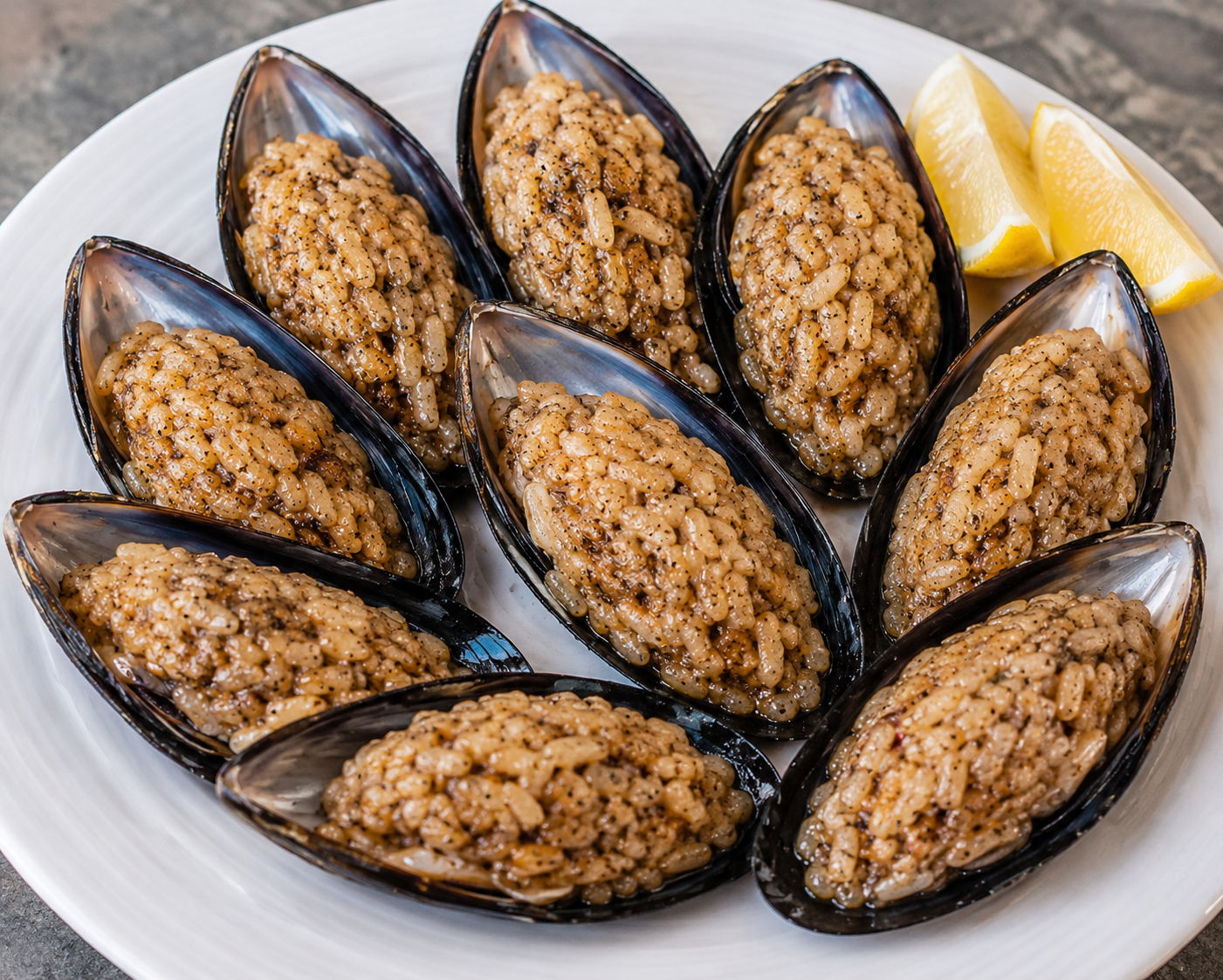200 Adet Orta Boy Midye Dolma