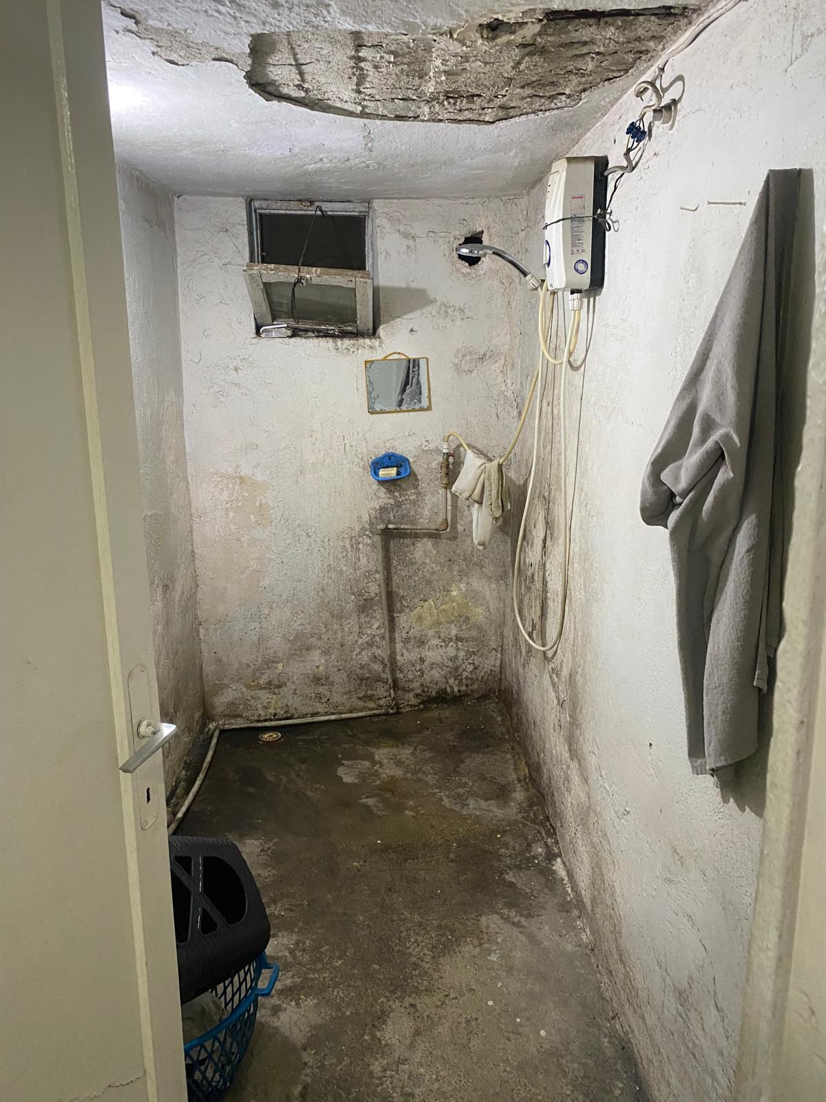 Banyo yenileme uygulaması öncesi