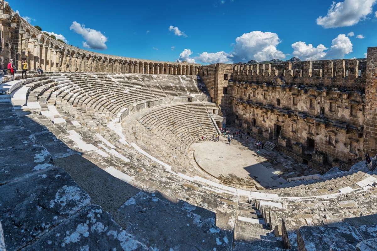 Aspendos Tiyatrosu