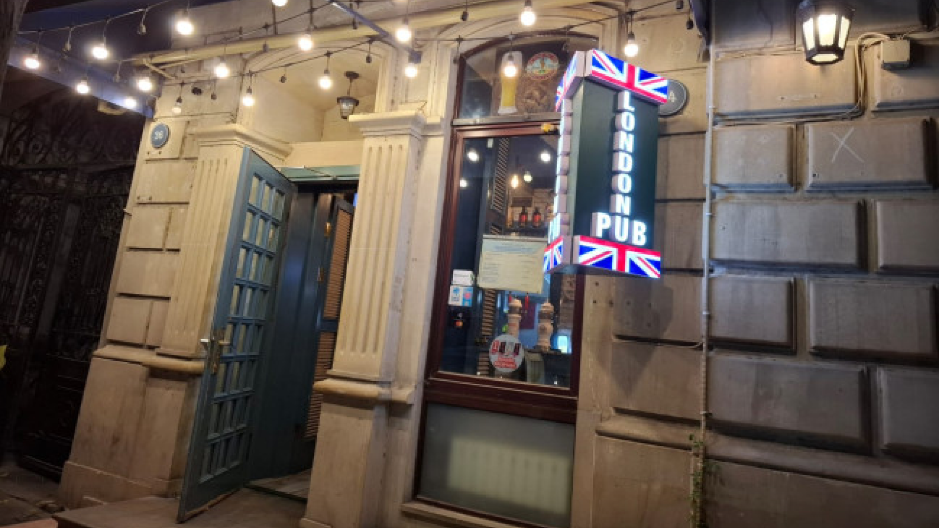 Bakıda “London Pub”da Saxta Spirtli İçkilər Aşkarlandı