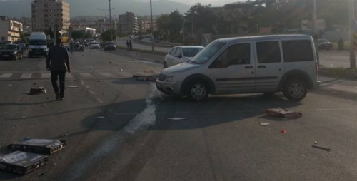 İskenderun Deniz Alayı Önünde Trafik Kazası
