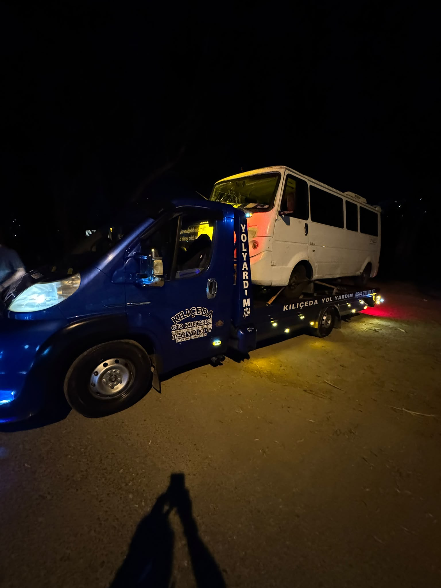 Gece gerçekleştirilen Kılıçeda oto kurtarma çalışması