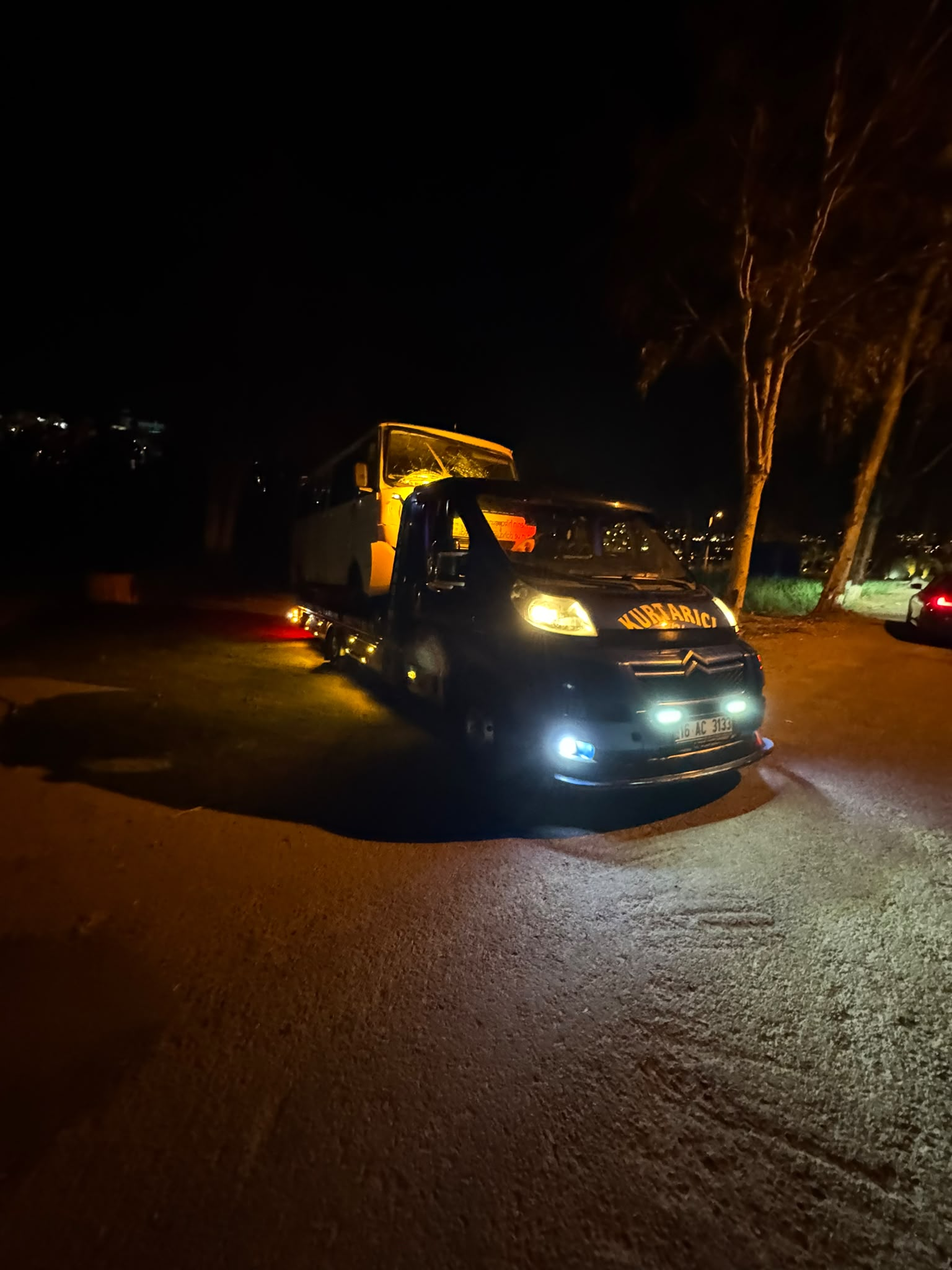 Gece saatlerinde Kılıçeda yol yardım aracı