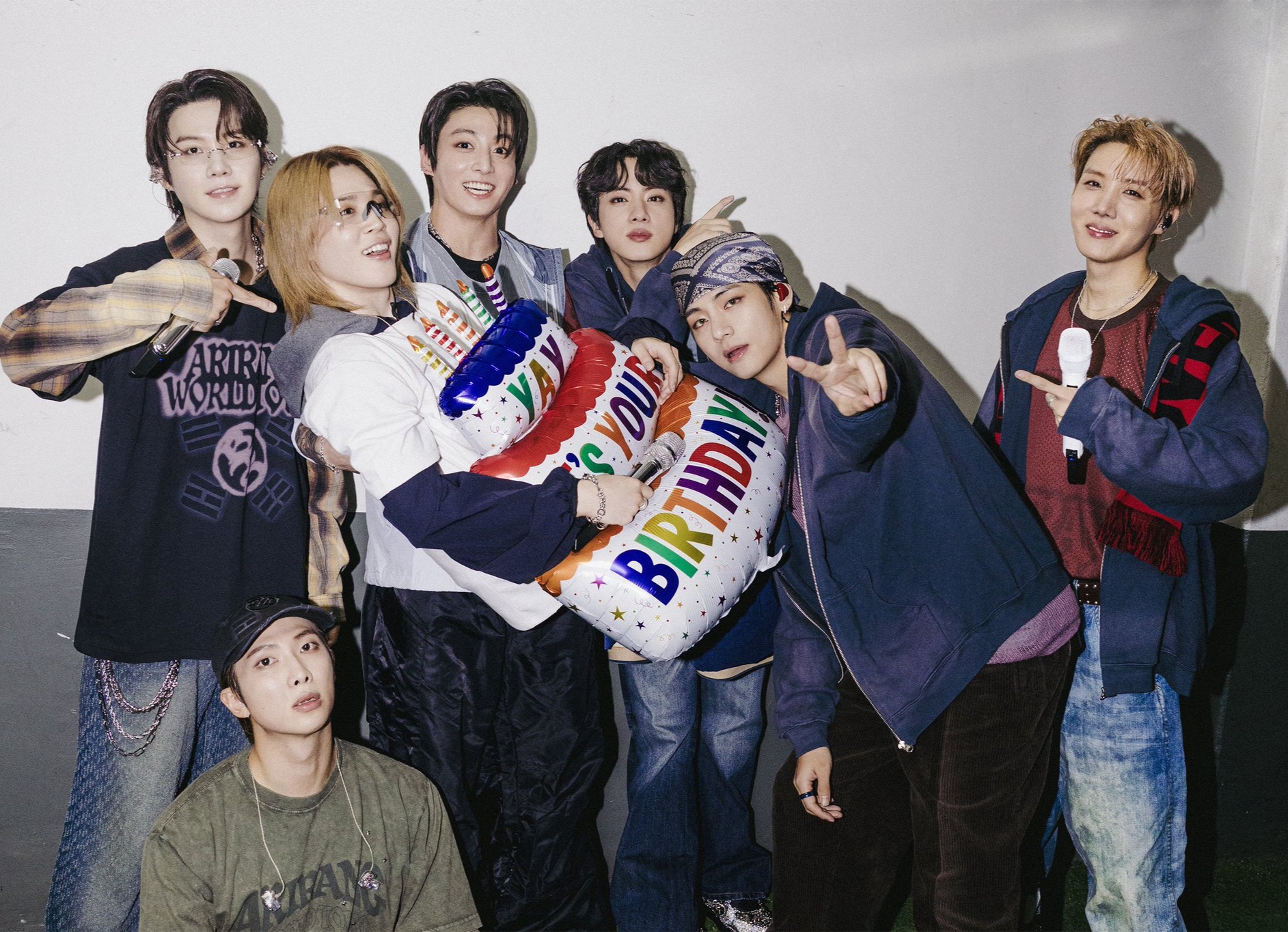 BTS, 9 Yıl Aradan Sonra Şili’de Verdikleri İlk...