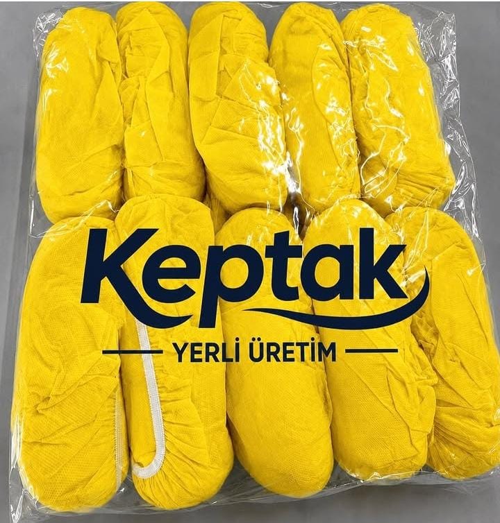 Özel Seri Siyah ve Beyaz Cübbe